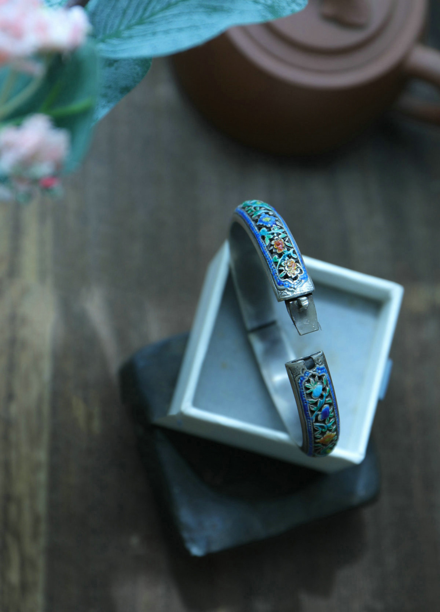 Memorable Snap-on Charm Bracelet	