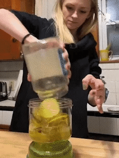 Pickle And Olives Jar Container With Strainer