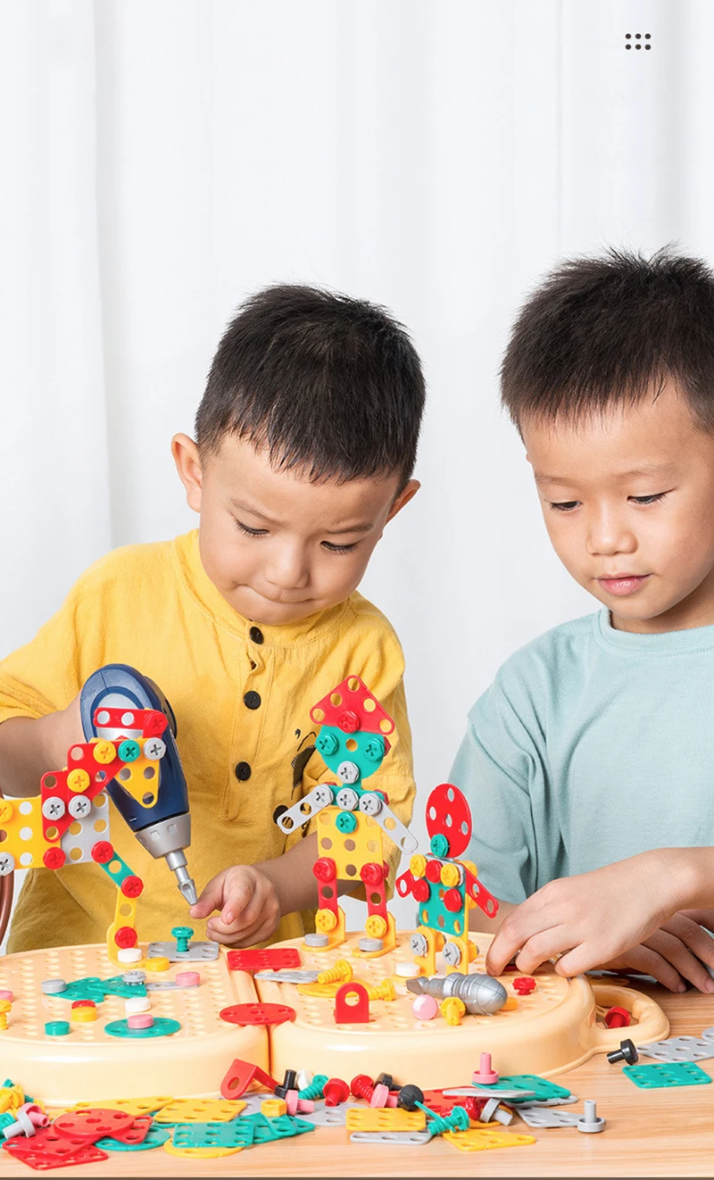 Screw Puzzle Suitcase