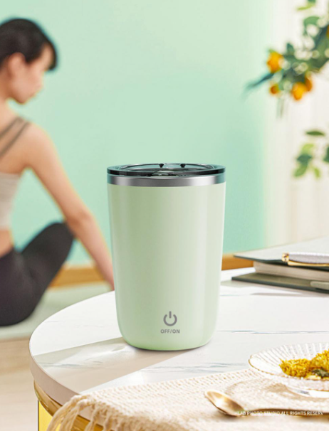 Tornado Automatic Waterproof Rechargeable Shaker