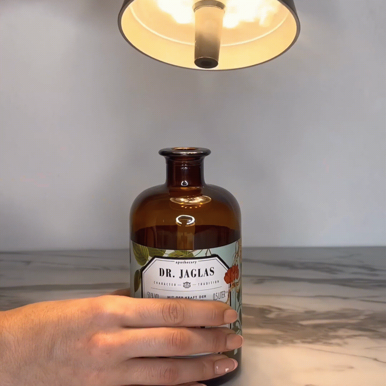 2024 Chic Wireless Bottle Lamp