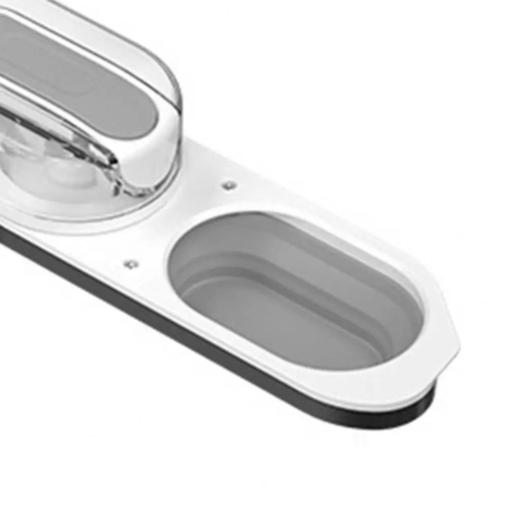 Futuristic Foldable Dog Water-bottle For Outdoor Walking – Easy To Carry