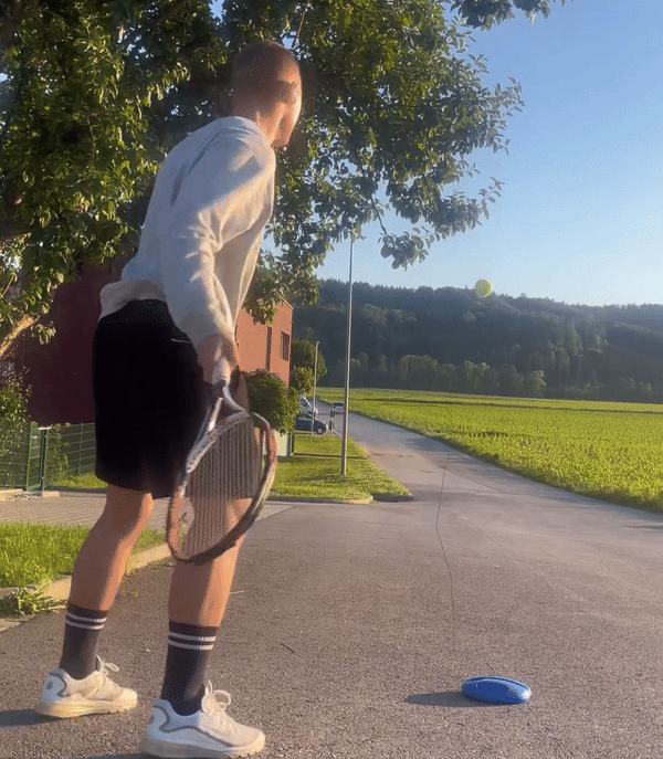 Mervelle Tennis Trainer