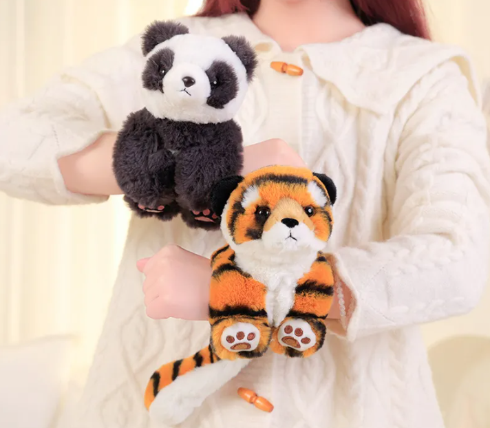 		Mini Plush Animals Snap Cute Wristband	