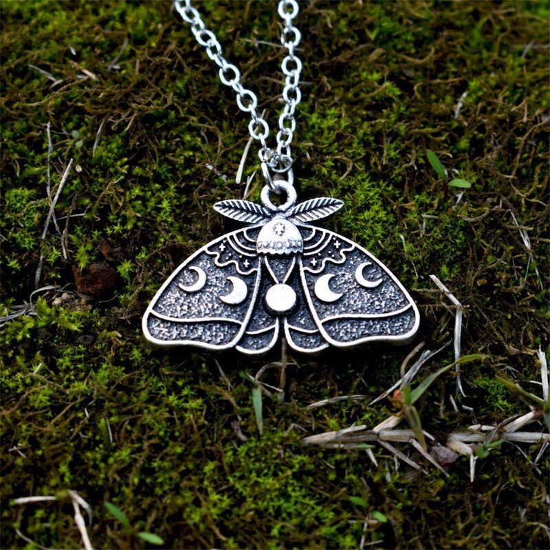 925 925 Moon Phase Luna Moth Pendant Necklace