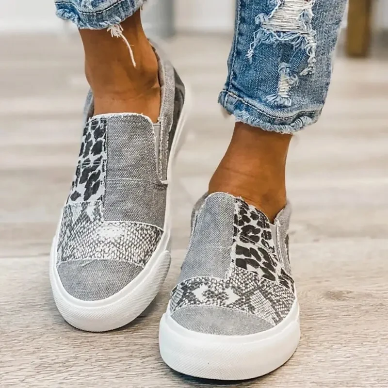 Casual Pieced Raw Edge Animal Print Canvas Slip-on Flats