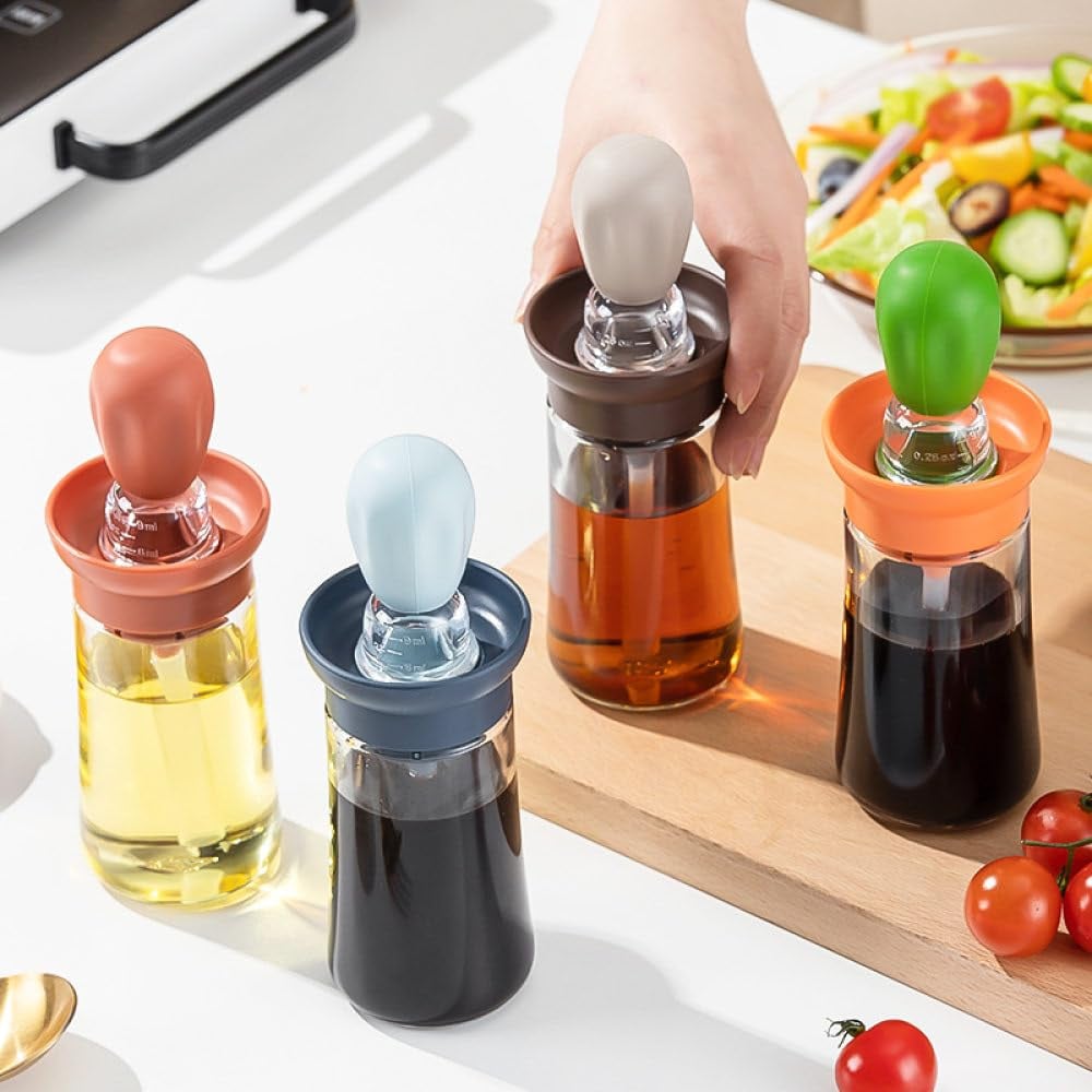 Brush Cover Integrated Kitchen Silicone Brush Oil Bottle