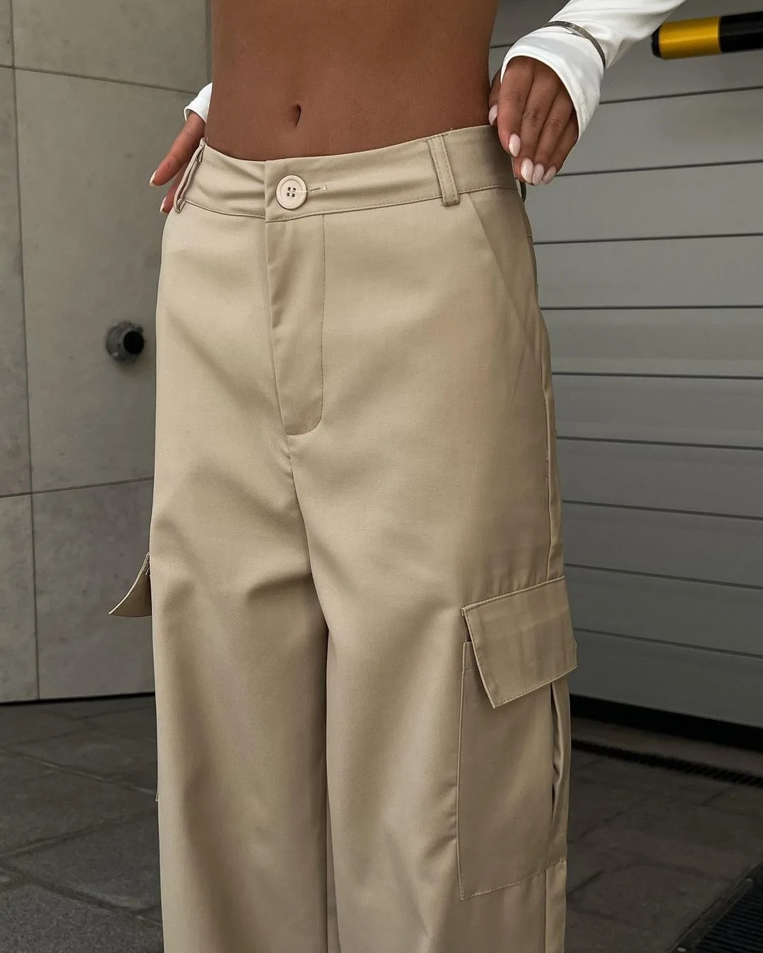 Mid Rise Button Zipper Multiple Pockets Cargo Wide Leg Casual Pants