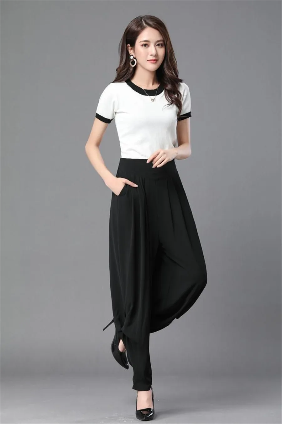 Mid Rise Multiple Pockets Draped Wide Leg Thermal Casual Pants