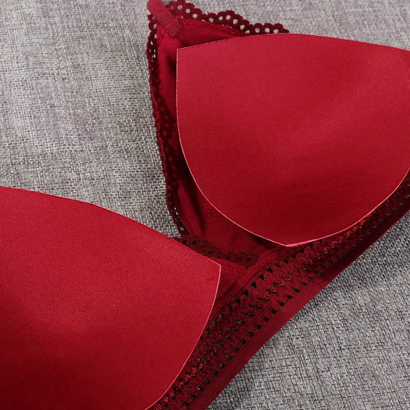 Sexy Deep V Lace Bra Crop Top Triangle Cup Seamless Fitness Yoga Sports Bra Lingerie Underwear Breathable Push Up Bralette Bras