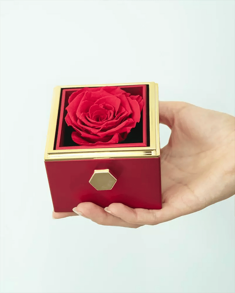Eternal Rose Box - W/ Engraved Necklace