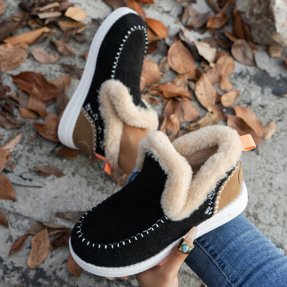 Fleece Bloom Boots