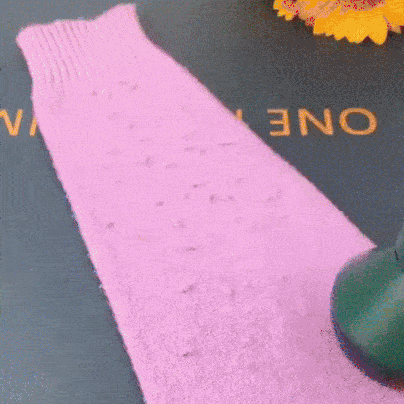 Farbric Shaver A Portable Electric Lint Remover - Rechargeable