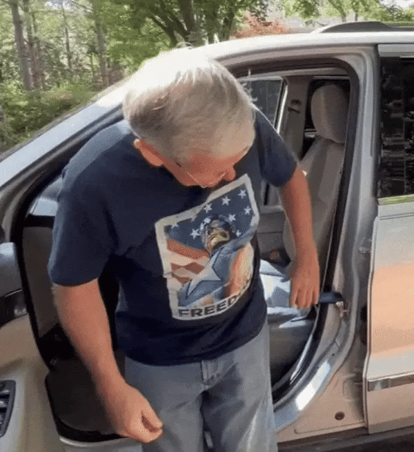 Handly™ For A Smoother Journey