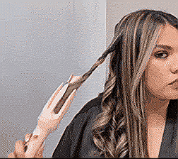 Nuveé® Easy Hair Curler