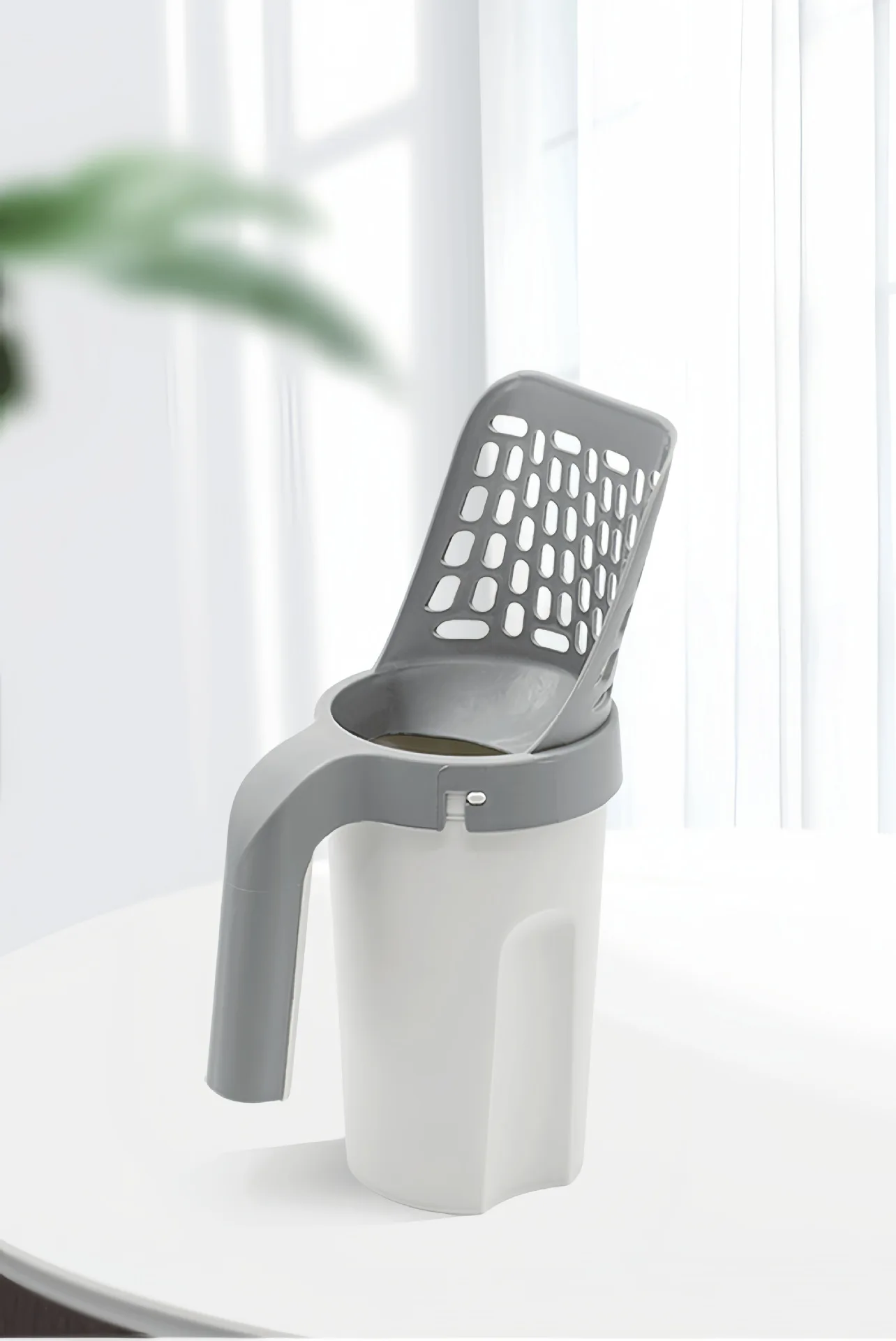 Litter Box With Integrated Scoop & Storage - Vibebay