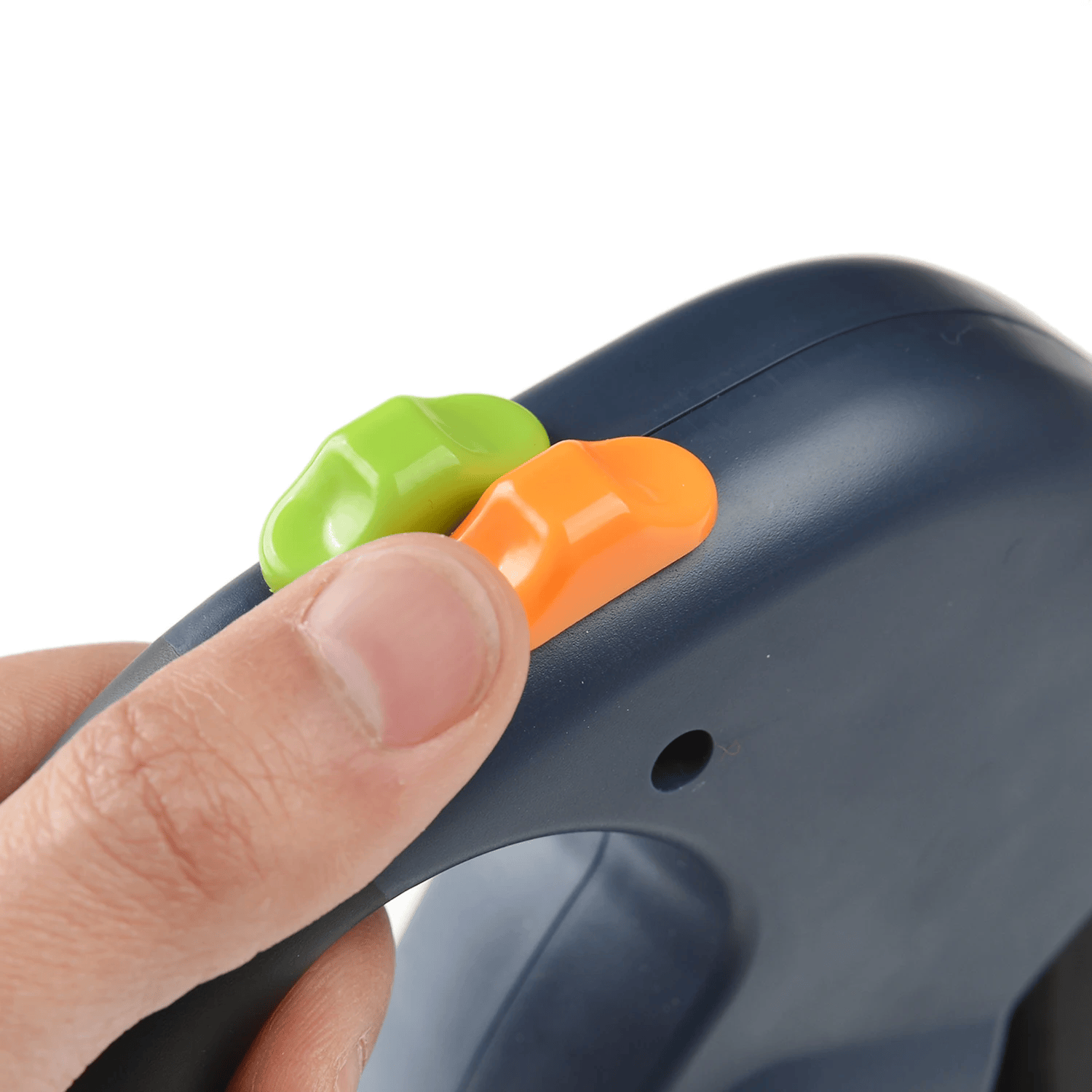 Dual Retractable Dog Leash – Walk Two Dogs Tangle-free