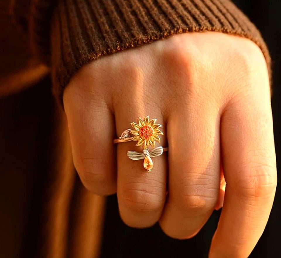 Velora™ Tranquil Twist - Velora Ring