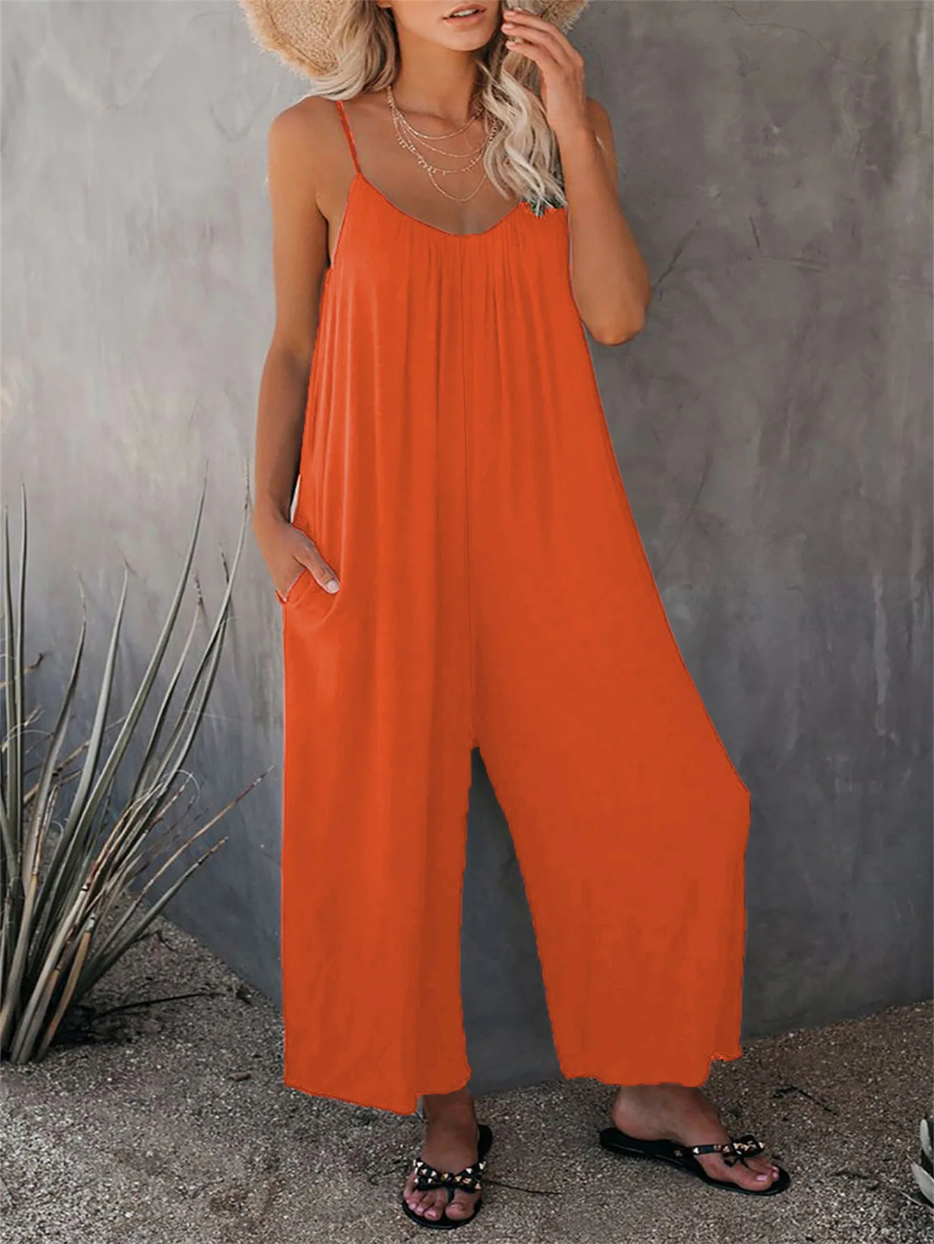 Womens Sleeveless Jumpsuit - V-neck, Pockets, Casual Knit - Moda Me