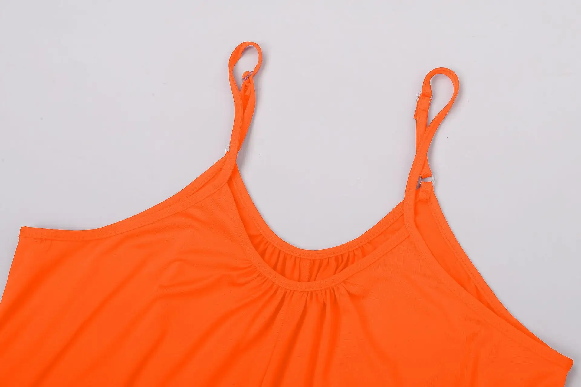 Womens Sleeveless Jumpsuit - V-neck, Pockets, Casual Knit - Moda Me