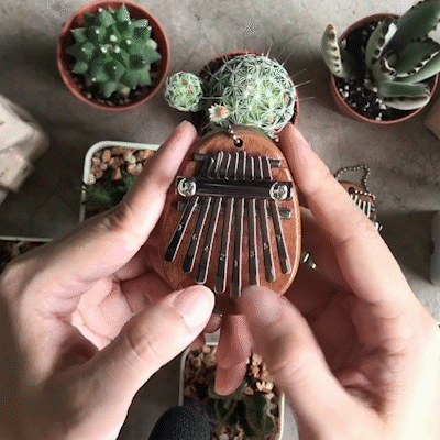 8 Key Exquisite Finger Thumb Piano